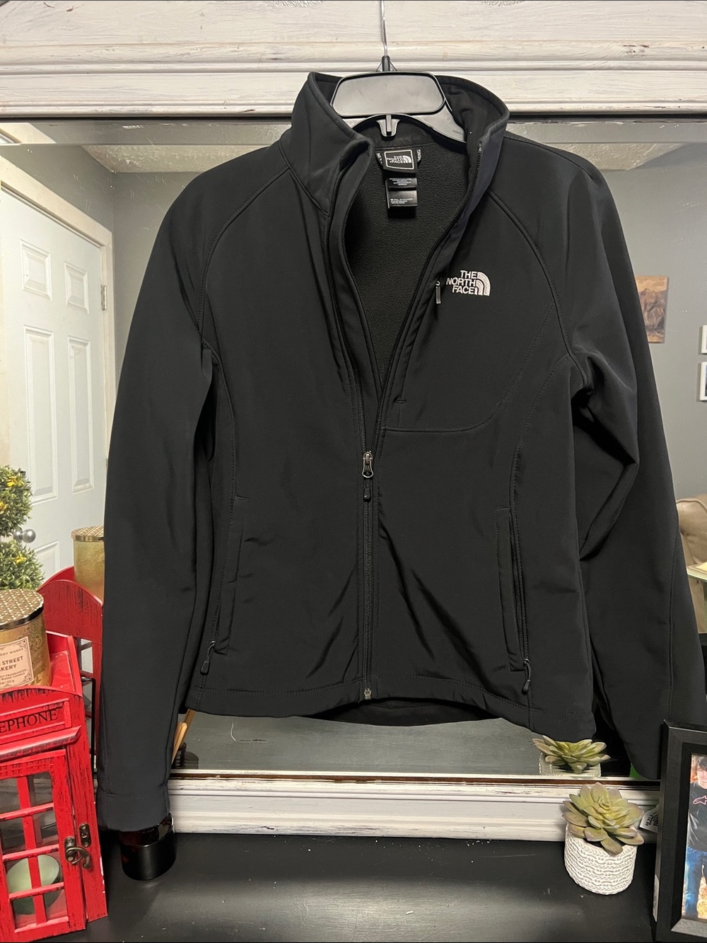 The North Face Women's Black Utility Soft Shell Jacket